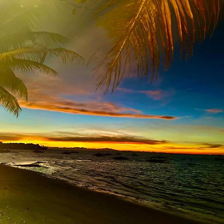 Treasure Beach Resort Carles Buitenkant foto
