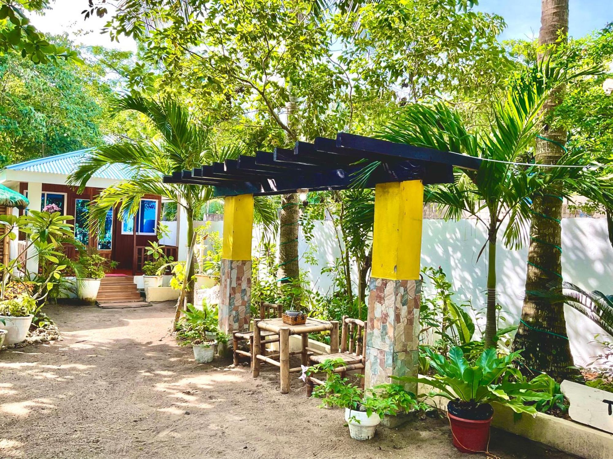 Treasure Beach Resort Carles Buitenkant foto