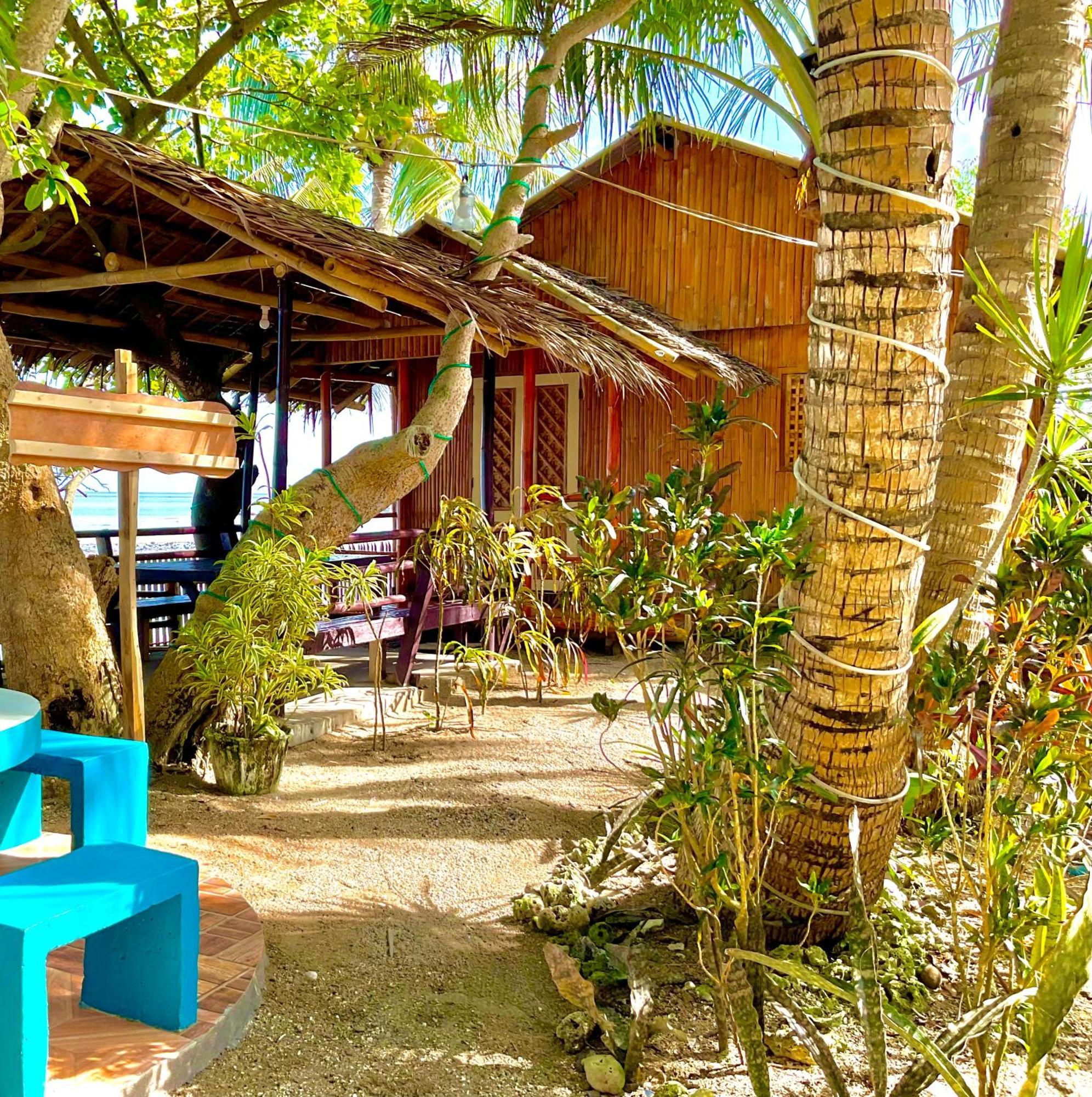 Treasure Beach Resort Carles Buitenkant foto
