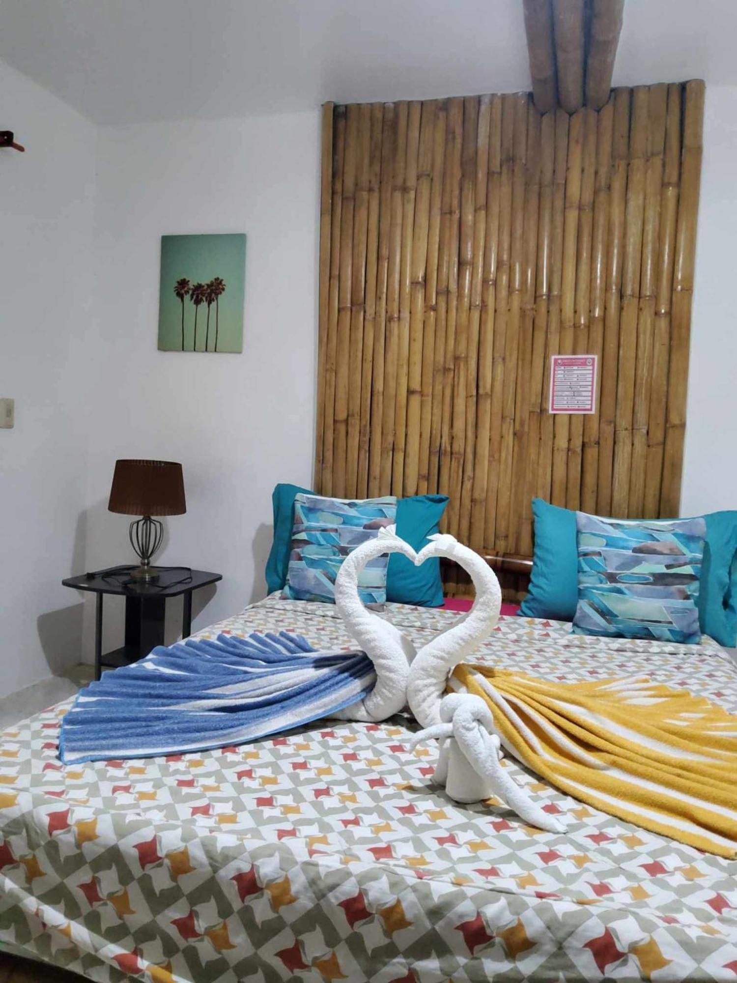 Treasure Beach Resort Carles Buitenkant foto