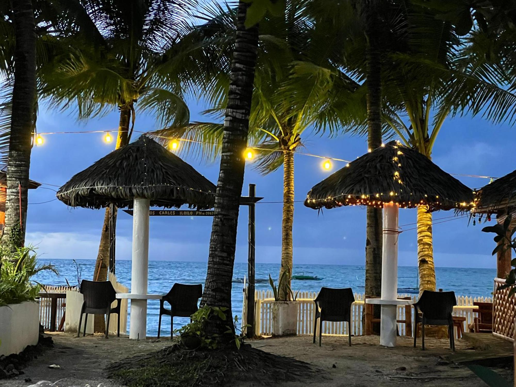 Treasure Beach Resort Carles Buitenkant foto